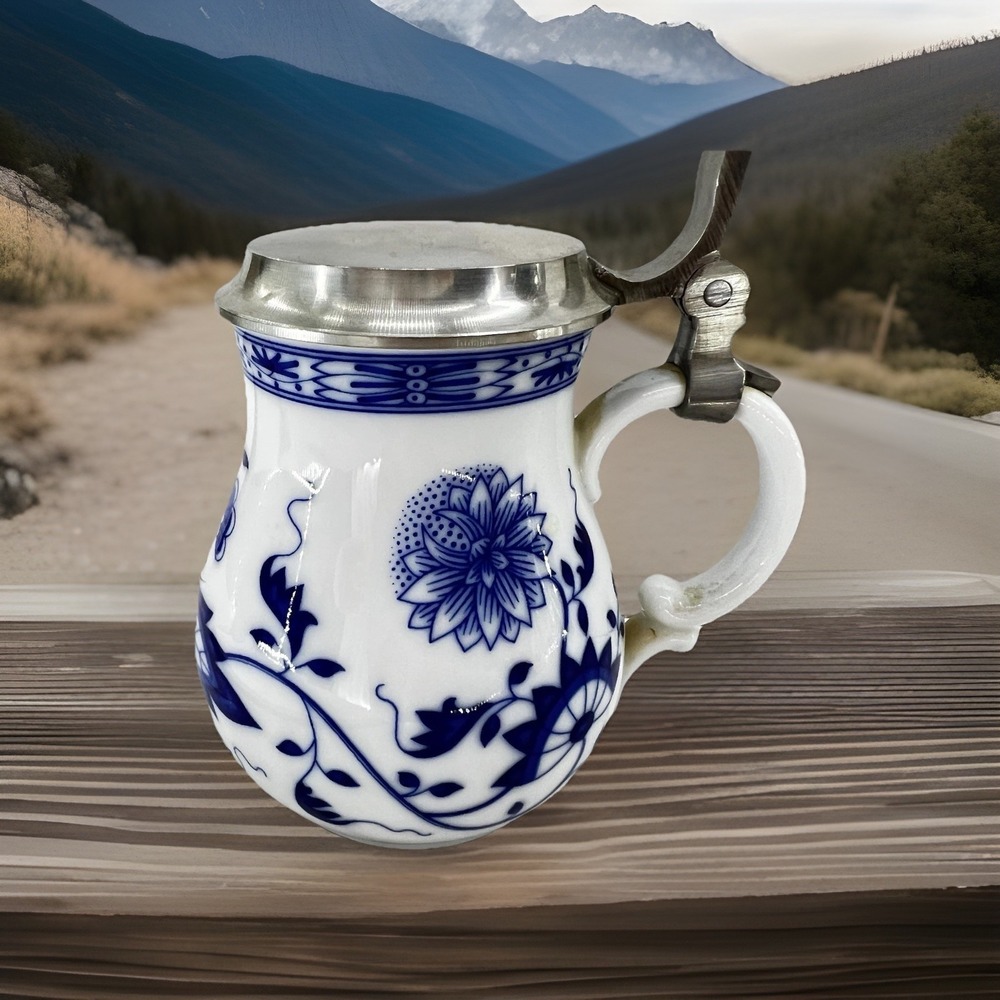Hutschenreuther Blue Onion Porcelain Pewter Lid Beer Tankard Stein Germany 4.5"
